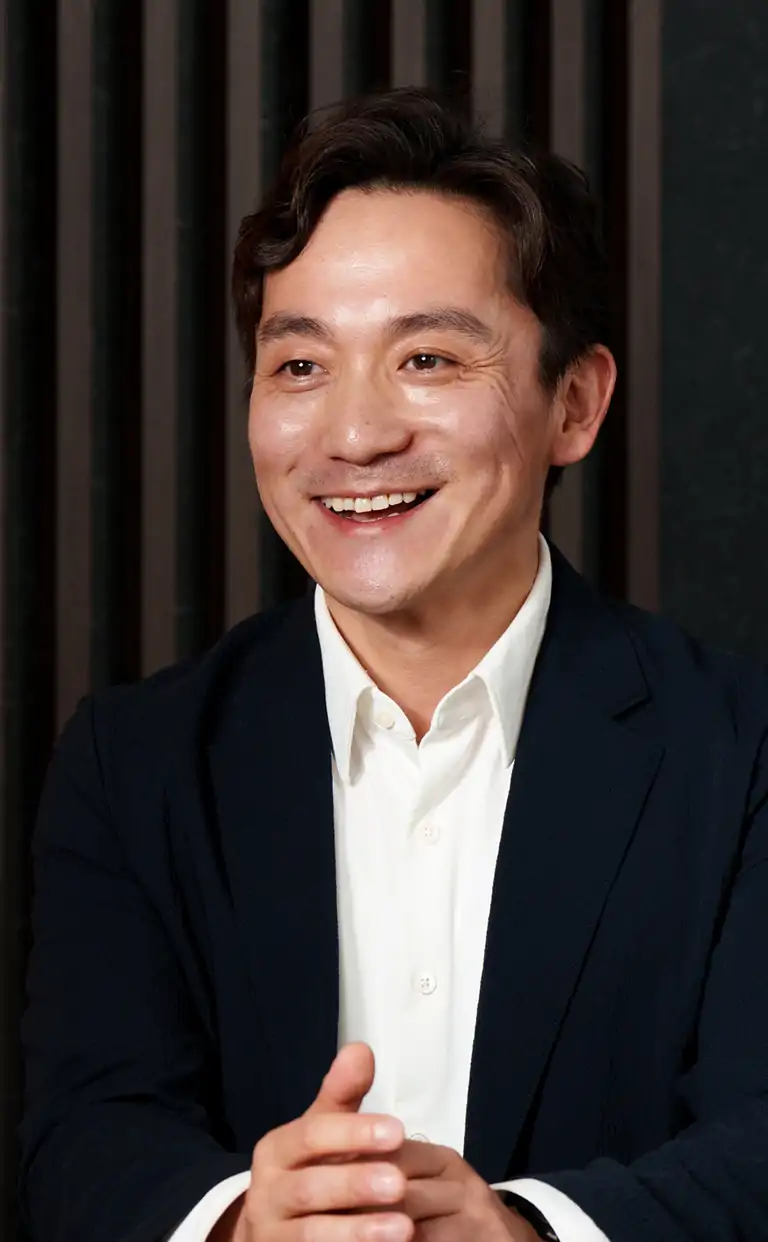 代表取締役 李 培